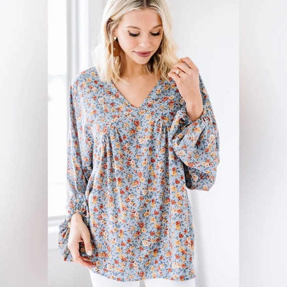 HAYDEN Keep you in my heart, Dusty blue ditzy floral top SZ MED - Picture 1 of 7